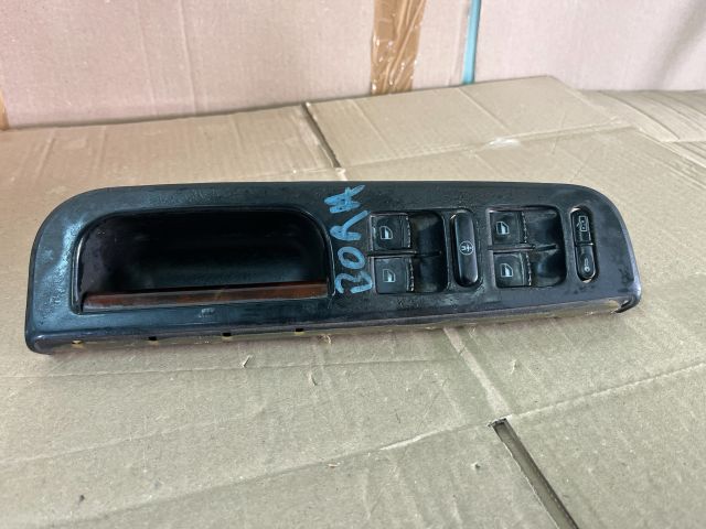 bontott VW BORA Ablakemelő Kapcsoló Négyes / Kettes