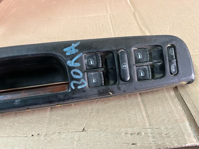 bontott VW BORA Ablakemelő Kapcsoló Négyes / Kettes