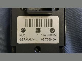 bontott VW BORA Ablakemelő Kapcsoló Négyes / Kettes