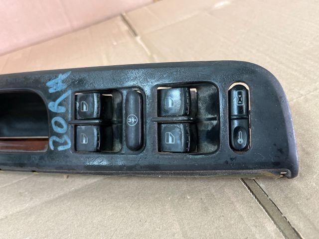 bontott VW BORA Ablakemelő Kapcsoló Négyes / Kettes
