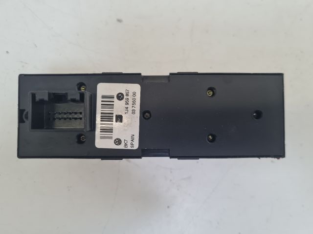 bontott VW BORA Ablakemelő Kapcsoló Négyes / Kettes