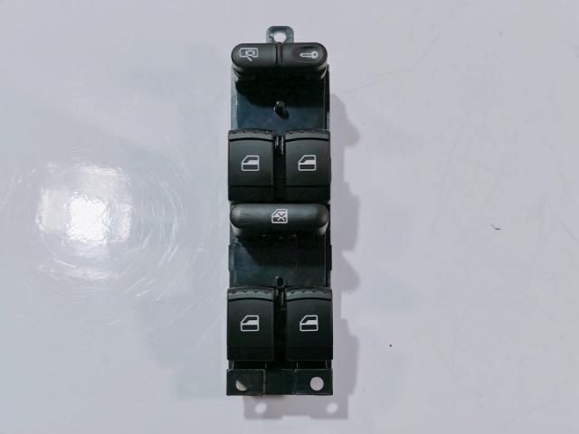 bontott VW BORA Ablakemelő Kapcsoló Négyes / Kettes