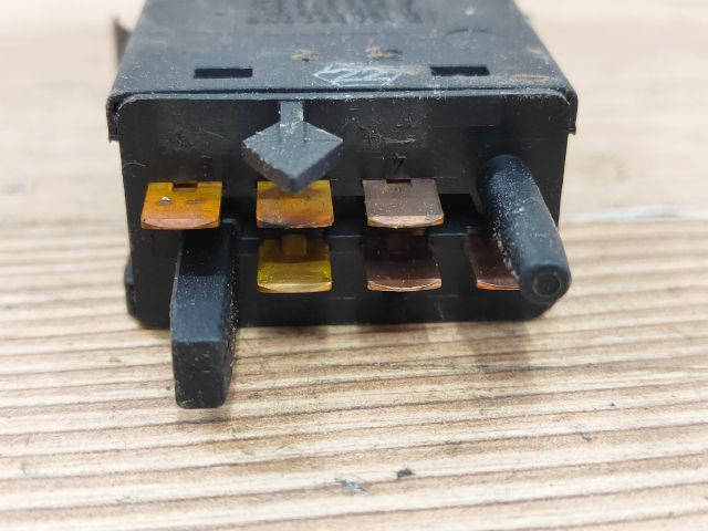 bontott VW BORA Ablakfűtés Kapcsoló