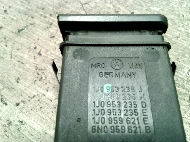 bontott VW BORA Ablakfűtés Kapcsoló