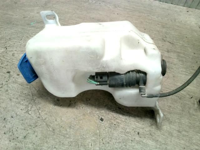 bontott VW BORA Ablakmosó Tartály