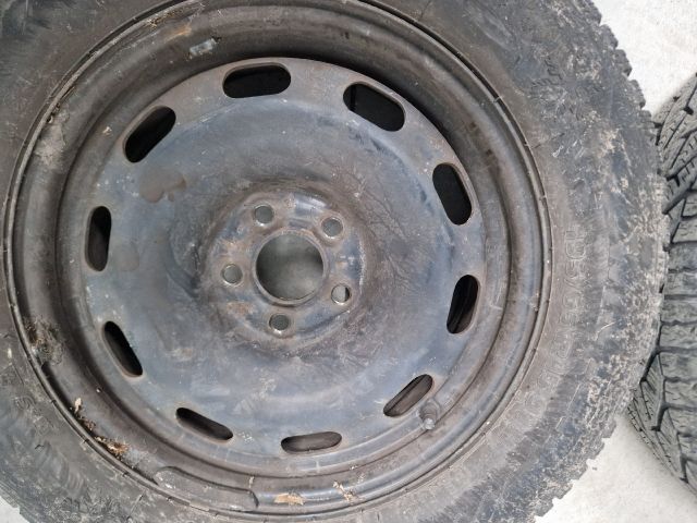 bontott VW BORA Acélfelni Szett Gumival