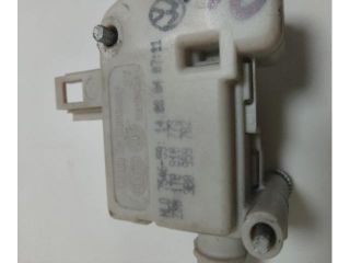 bontott VW BORA Ajtózár Motor (Pozíciófüggetlen)