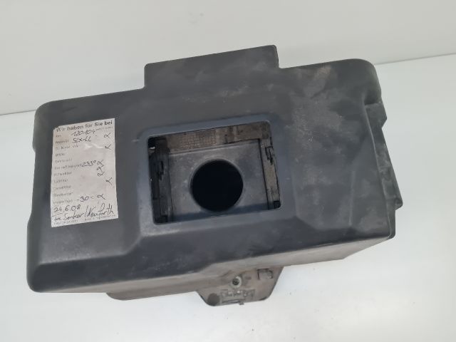 bontott VW BORA Akkumulátor Tartó