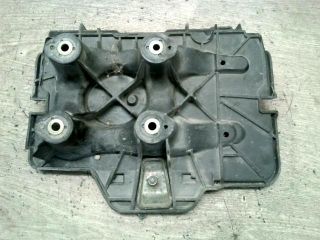 bontott VW BORA Akkumulátor Tartó