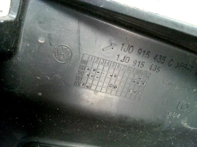 bontott VW BORA Akkumulátor Védő Lemez