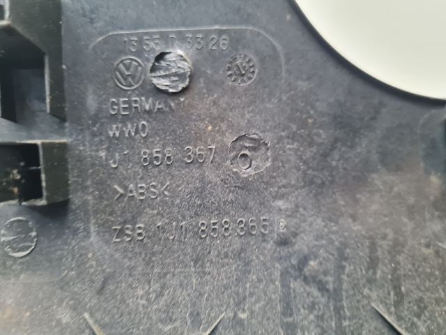 bontott VW BORA Alsó Kormányoszlop Burkolat