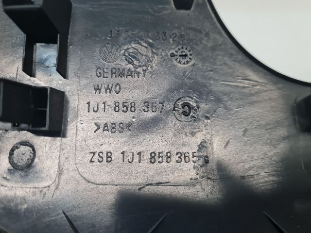 bontott VW BORA Alsó Kormányoszlop Burkolat