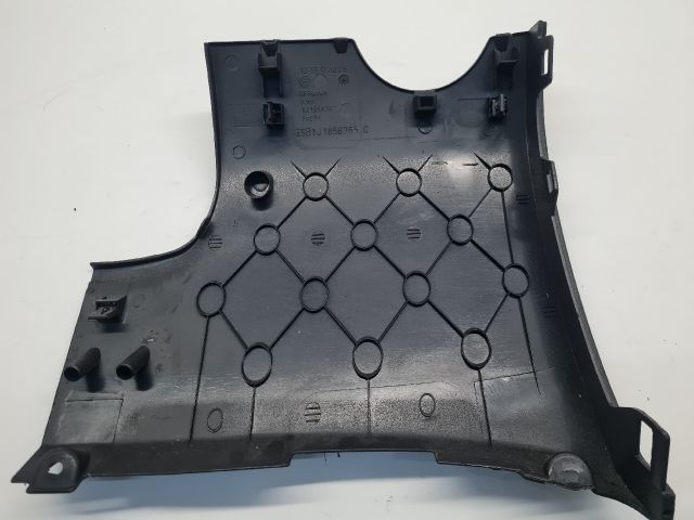 bontott VW BORA Alsó Kormányoszlop Burkolat