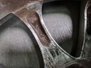 bontott VW BORA Alufelni Gumival (1 db)