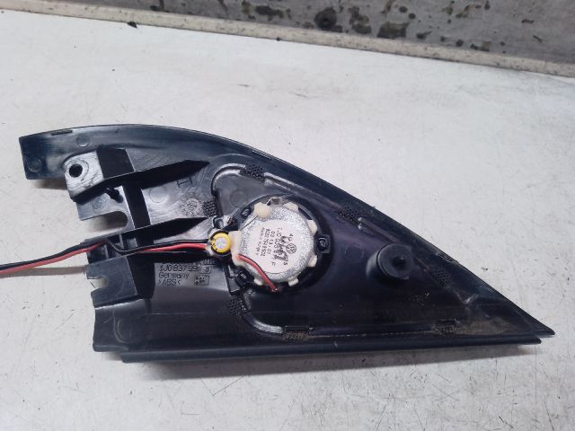 bontott VW BORA Bal A Oszlop Hangszóró Burkolat