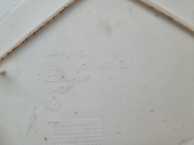 bontott VW BORA Bal C Oszlop Burkolat