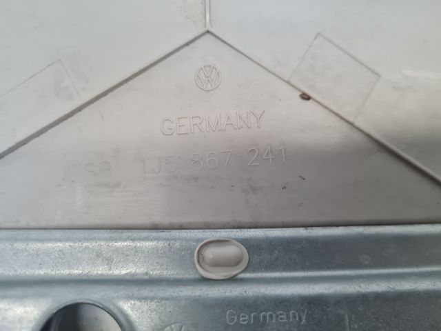 bontott VW BORA Bal C Oszlop Burkolat