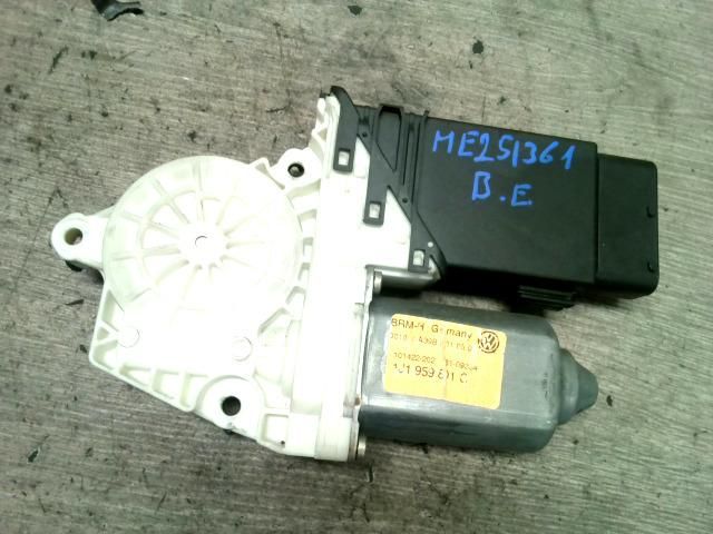 bontott VW BORA Bal első Ablakemelő Motor