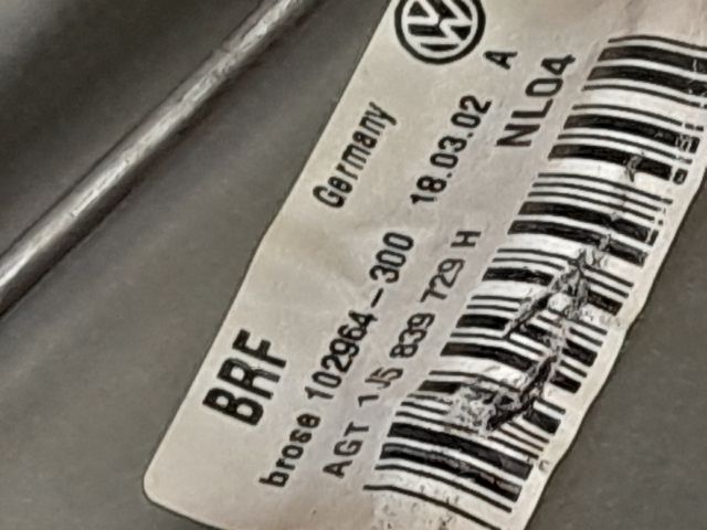 bontott VW BORA Bal első Ablakemelő Szerkezet (Elektromos)