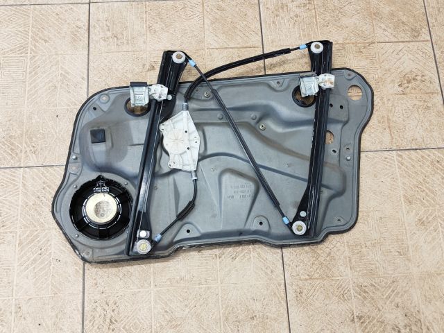 bontott VW BORA Bal első Ablakemelő Szerkezet (Mechanikus)