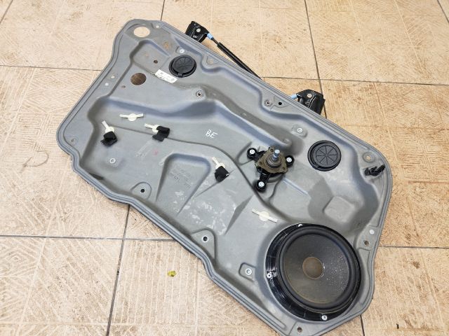 bontott VW BORA Bal első Ablakemelő Szerkezet (Mechanikus)