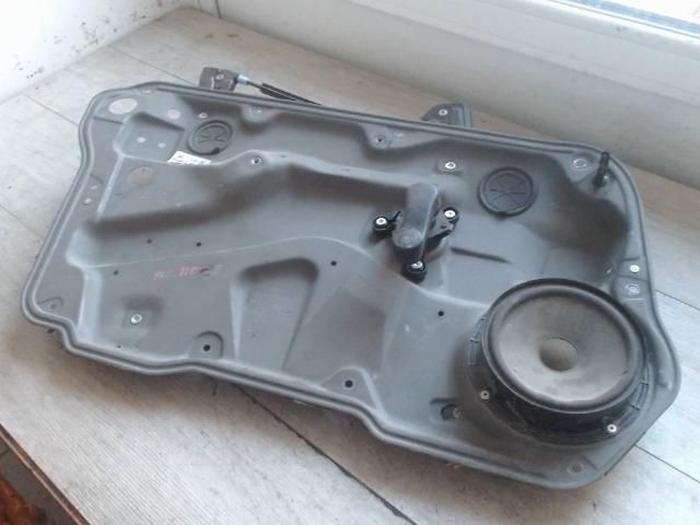 bontott VW BORA Bal első Ablakemelő Szerkezet (Mechanikus)