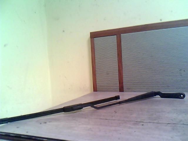 bontott VW BORA Bal első Ablaktörlő Kar