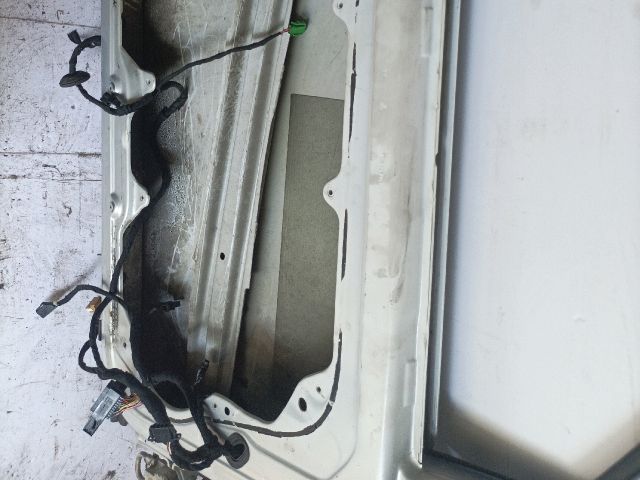 bontott VW BORA Bal első Ajtó (Üres lemez)