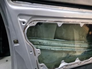 bontott VW BORA Bal első Ajtó (Üres lemez)