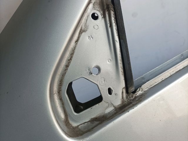 bontott VW BORA Bal első Ajtó (Üres lemez)