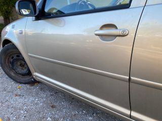 bontott VW BORA Bal első Ajtó (Üres lemez)