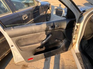 bontott VW BORA Bal első Ajtóhatároló