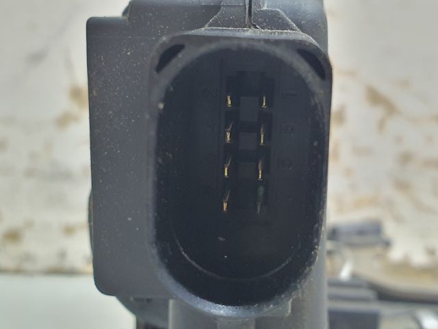 bontott VW BORA Bal első Ajtózár