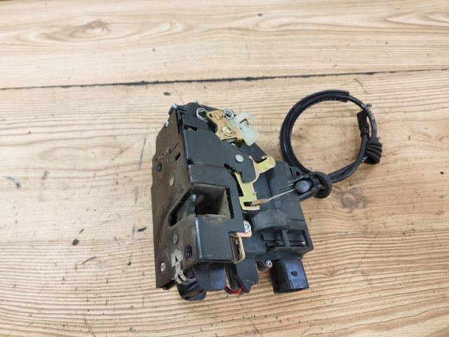 bontott VW BORA Bal első Ajtózár