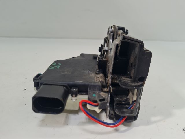 bontott VW BORA Bal első Ajtózár