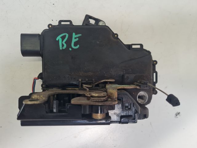 bontott VW BORA Bal első Ajtózár