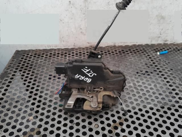 bontott VW BORA Bal első Ajtózár