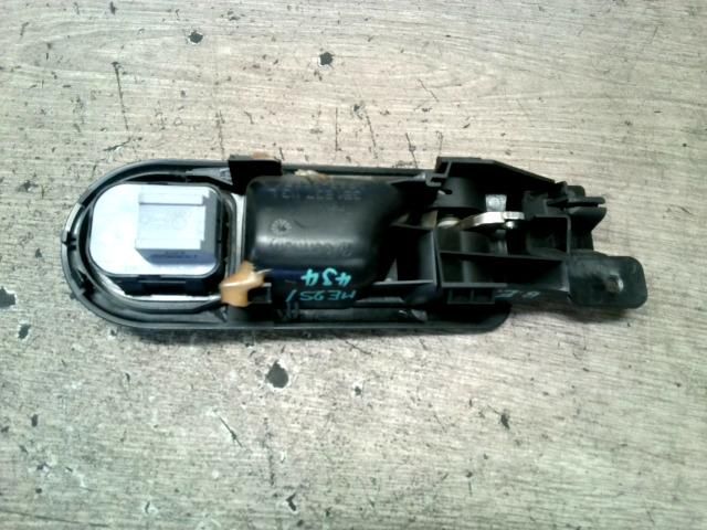 bontott VW BORA Bal első Belső Kilincs