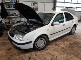 bontott VW BORA Bal első Belső Küszöb Burkolat