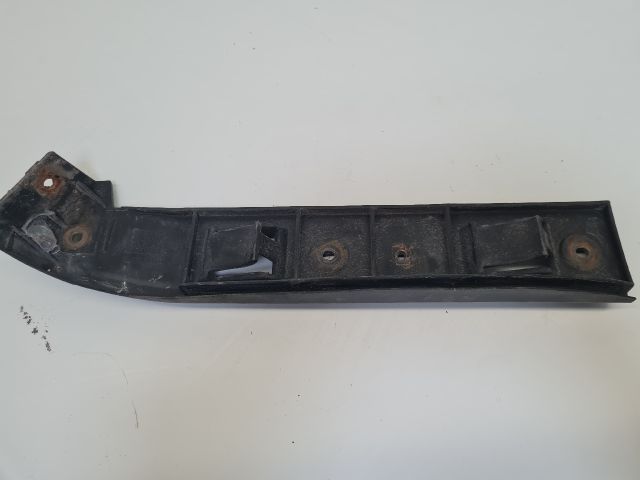 bontott VW BORA Bal első Lökhárító Tartó (Műanyag)