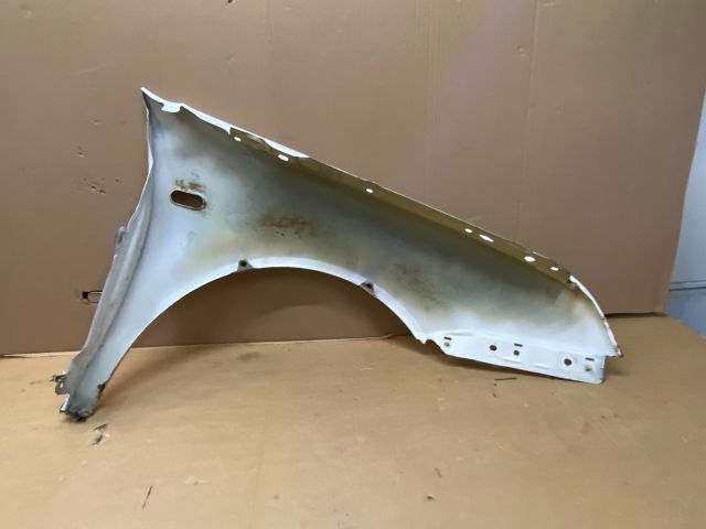 bontott VW BORA Bal első Sárvédő