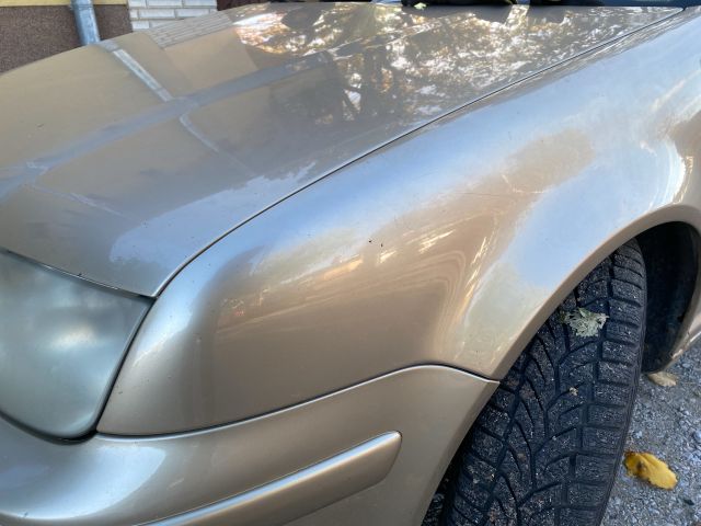 bontott VW BORA Bal első Sárvédő