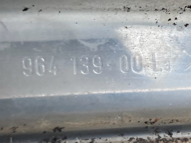 bontott VW BORA Bal Fényszóró