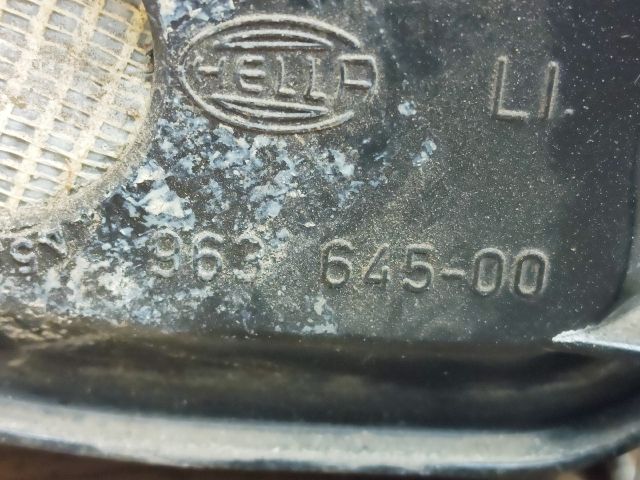 bontott VW BORA Bal Fényszóró