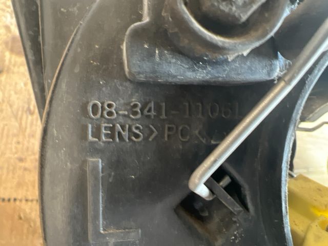 bontott VW BORA Bal Fényszóró