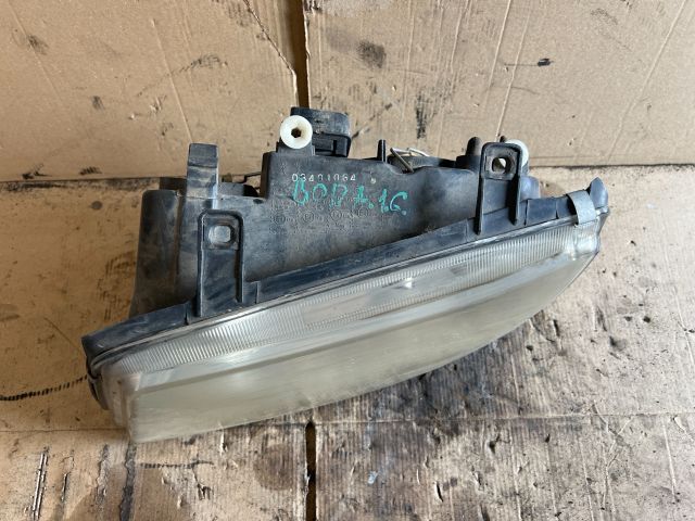 bontott VW BORA Bal Fényszóró