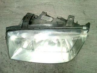 bontott VW BORA Bal Fényszóró