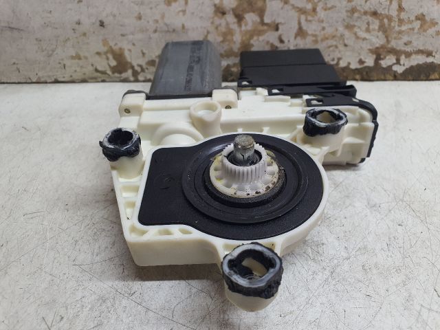 bontott VW BORA Bal hátsó Ablakemelő Motor