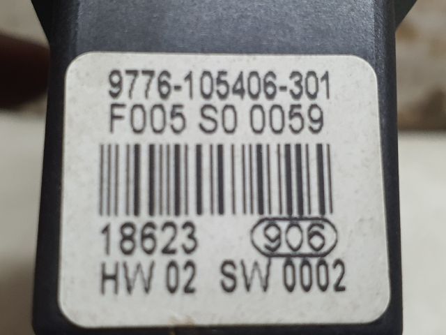 bontott VW BORA Bal hátsó Ablakemelő Motor