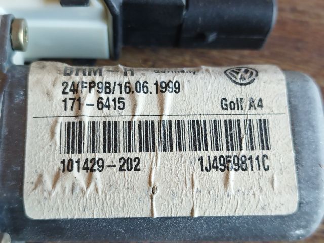 bontott VW BORA Bal hátsó Ablakemelő Motor